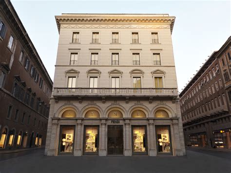 fendi roma 4 luglio|fendi roma palazzo.